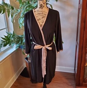 Intimo Donatella Black Robe with Pink Satin Trim